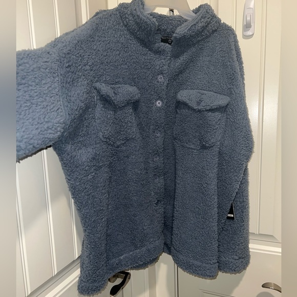 Oversized Button Down - Picture 2 of 4